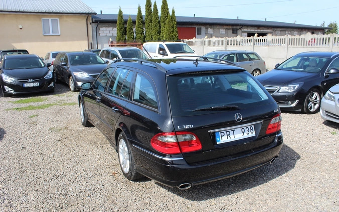 Mercedes-Benz Klasa E cena 32900 przebieg: 256339, rok produkcji 2009 z Szczebrzeszyn małe 596